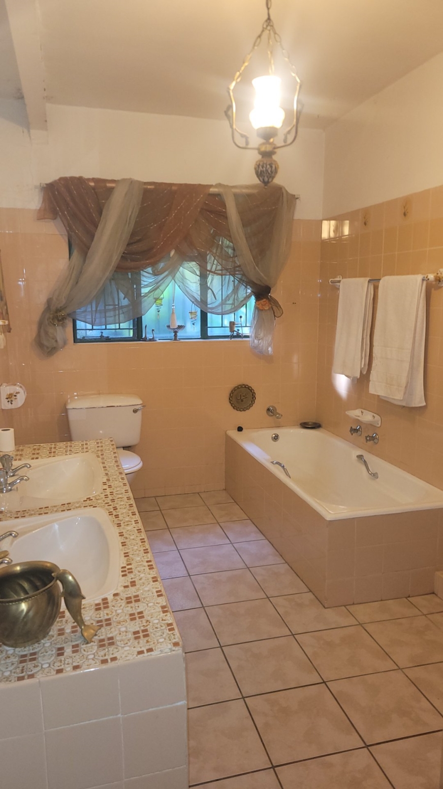 5 Bedroom Property for Sale in Wilkeville North West